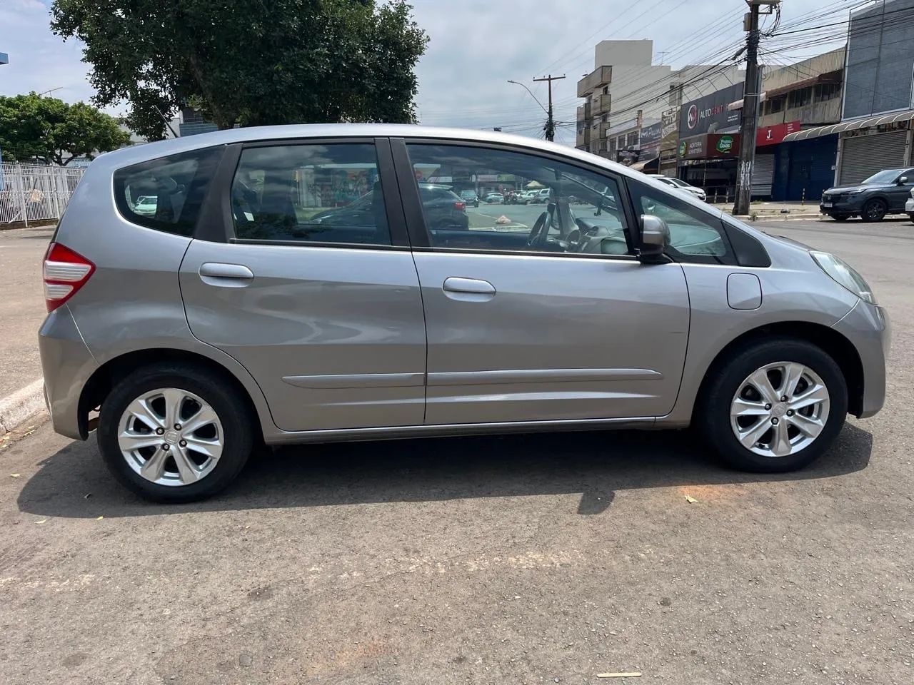 Honda Fit LX 1.4 16V FLEX 2013