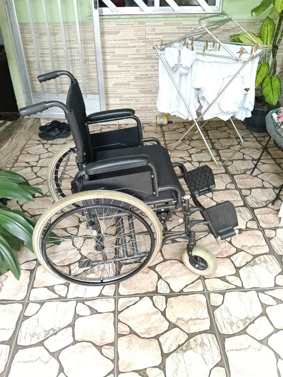 Cadeira de rodas  - Foto 2