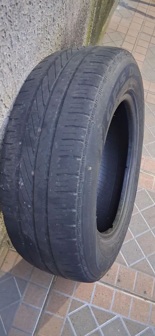 Pneu