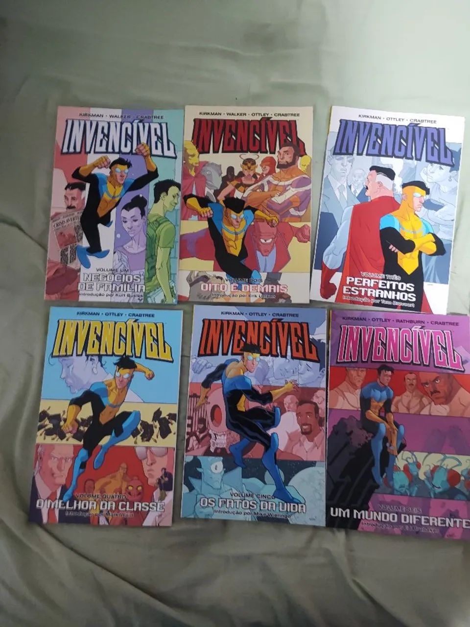 6 HQs do invencível 