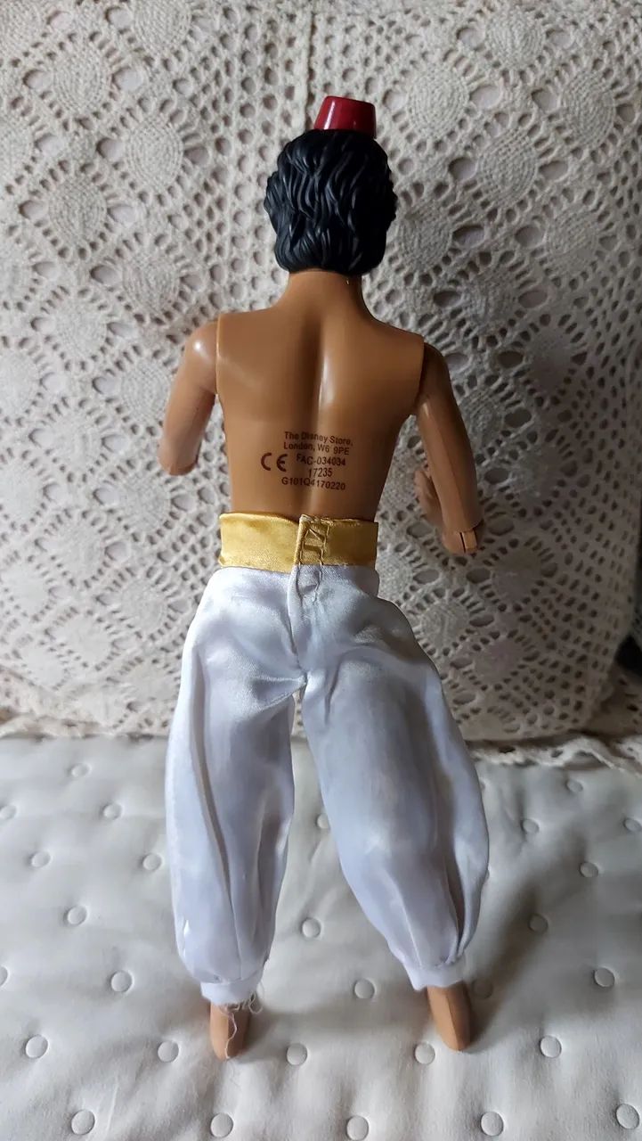 Boneco Aladdin Disney  ( usado) - Foto 4