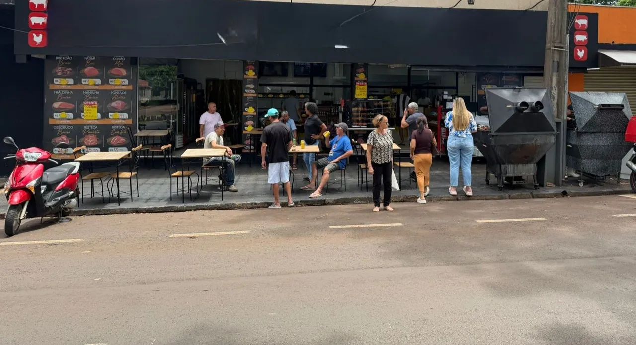 Vendo excelente açougue completo 