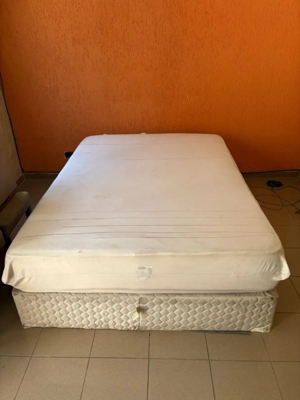 2 Camas box com colchão - Foto 2