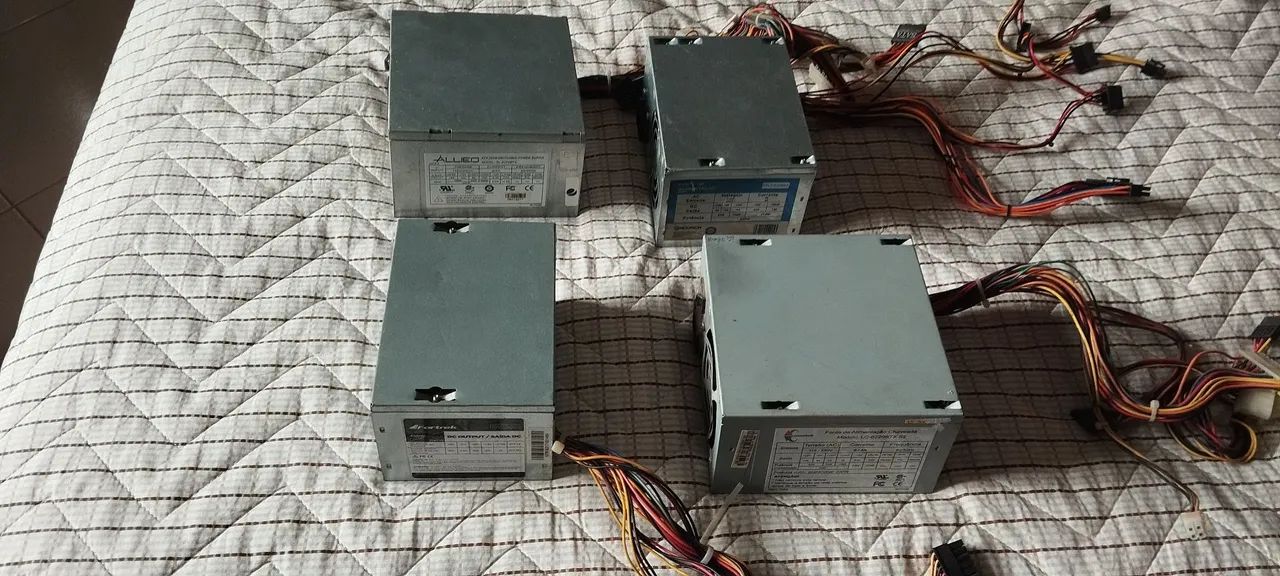 Fontes  ATX 24 pinos para PC