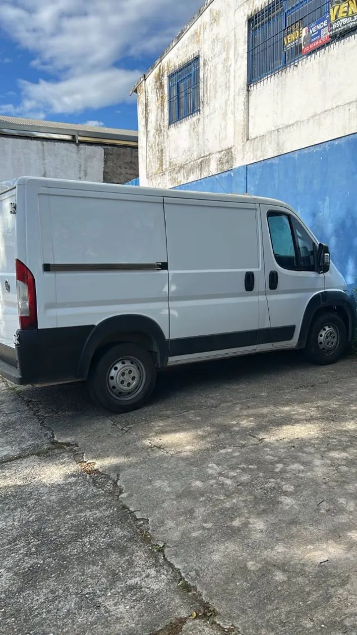 Fiat Ducato Ducato Cargo Médio 2.3 16V Diesel 2019