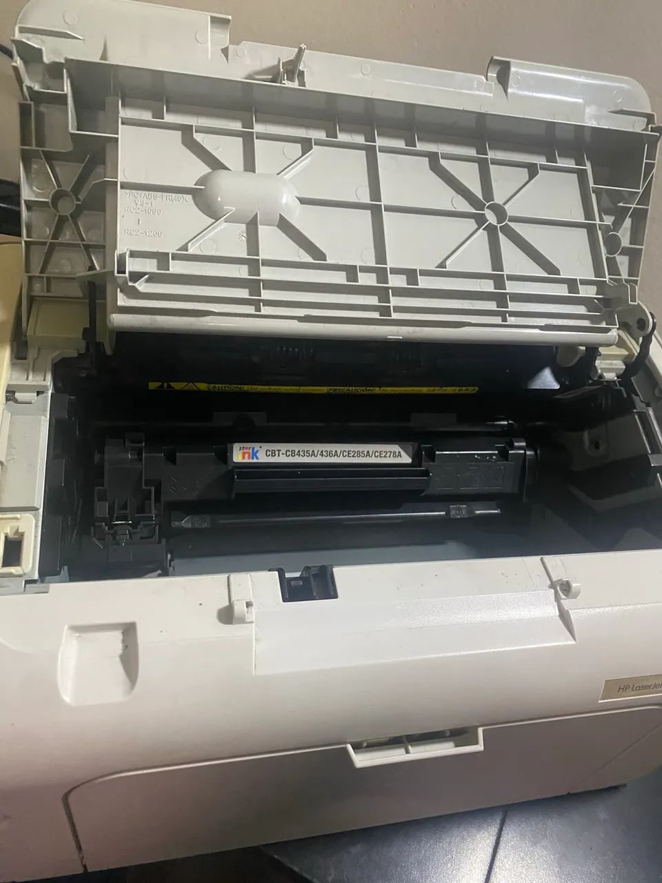 Impressora compacta HP LaserJet P1005 - Foto 5