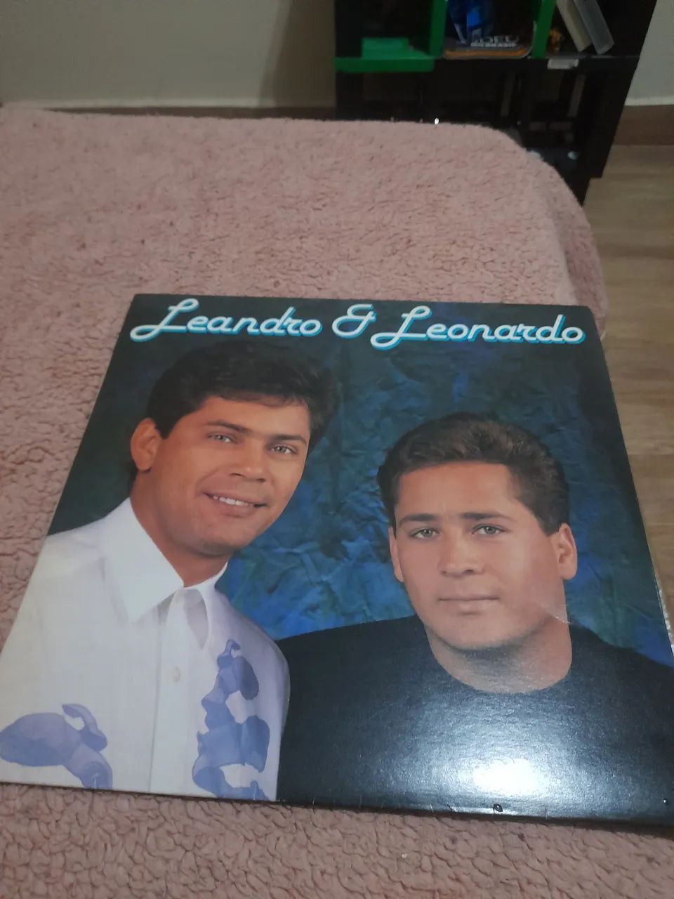 LP Leandro e Leonardo-:muito novo
