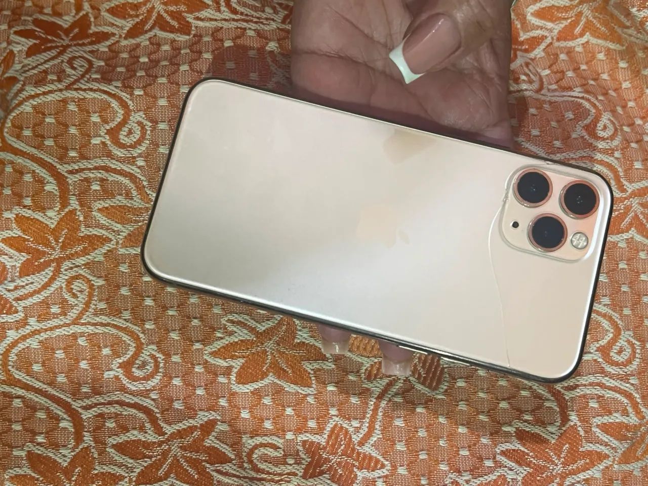 Vendo iPhone 11 Pro  - Foto 2