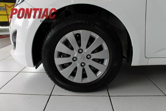Hyundai Hb20s 1.6 Comfort 2015 - Foto 6
