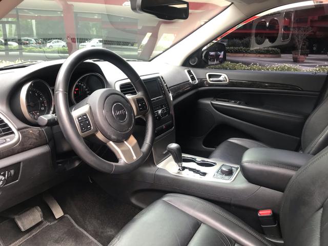 Jeep Grand Cherokee Laredo 3.6 v6 4x4 automática tiptronic completa 2011 - Foto 11
