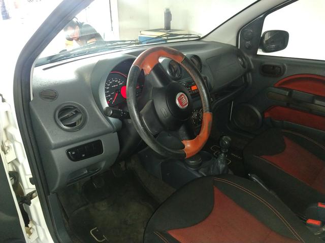 Uno Sporting 1.4 2014 muito novo só 27.900 - Foto 14