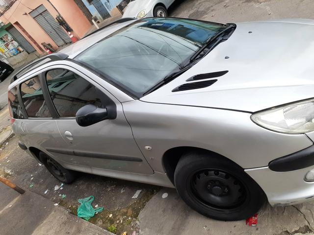 Pegeout 206 sw carro muito econômico e potente - Foto 7