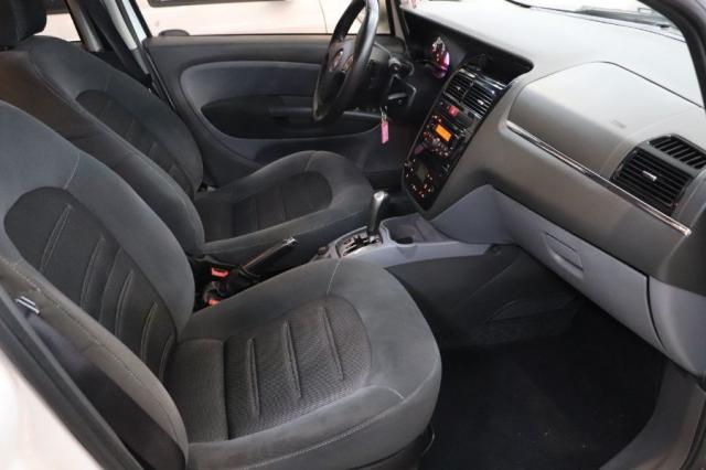 Fiat Linea ESSENCE 1.8 DUALOGIC 4P - Foto 12