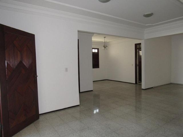 CA1746 Casa duplex com 4 quartos, 8 vagas de garagem, próximo a Videiras, Sapiranga - Foto 2