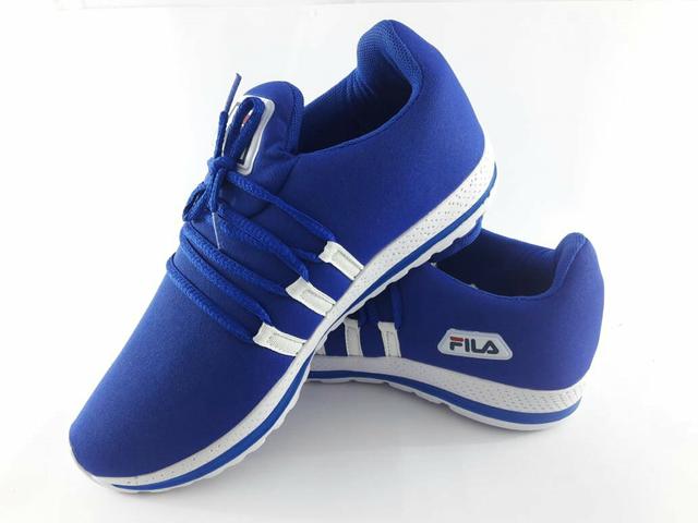 tênis da fila azul