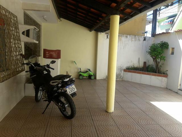 Excelente casa próximo a Paralela oportunidade única