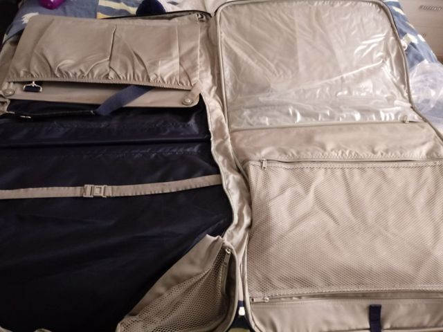 Bolsa de viagem para terno - Foto 3