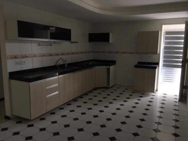 Casa para alugar com piscina, no centro - Foto 7