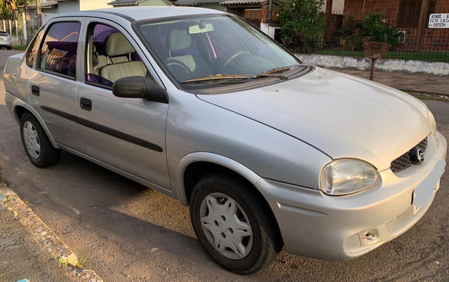 Corsa sedan - ano 2000 - 4p