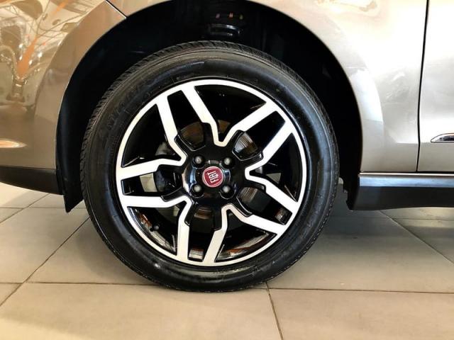 Fiat Grand Siena Dualogic 1.6 2015 - Foto 12