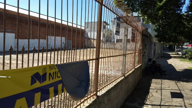 Imóvel 1.012 m2 c/Lancheria e terrenos para estacion. Centro Caxias do Sul - Foto 8