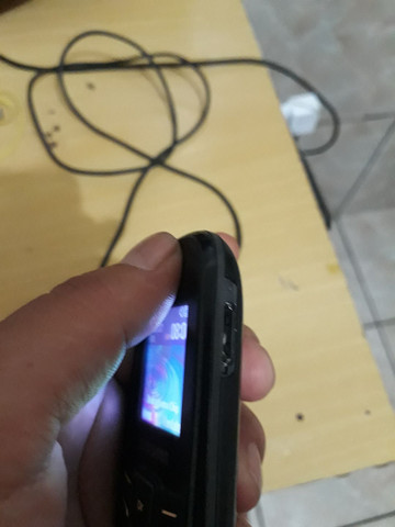 celular Samsung de botão - Foto 3