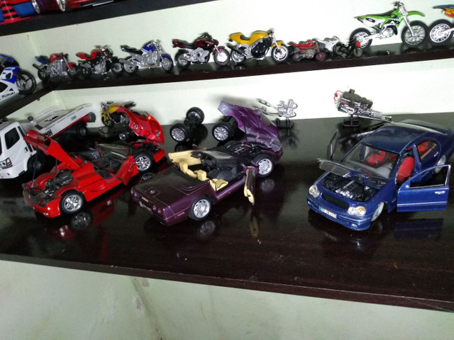 12 miniaturas na escala 1/18 - Foto 5
