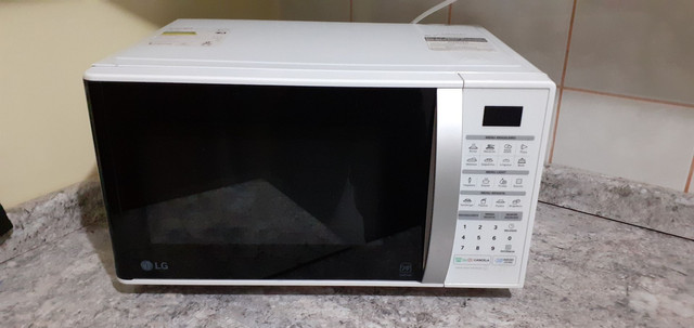 Barbada Micro-ondas LG 30L Easyclean - Foto 2