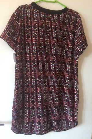 Vestido Curto estampado (com etiqueta) - Foto 3