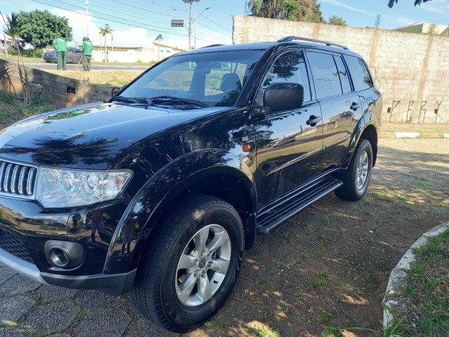 PAJERO DAKAR 3.2 AUTOMÁTICA DIESEL NOVA