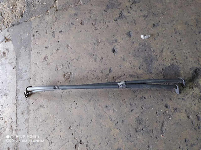 Barra proteção vidro strada