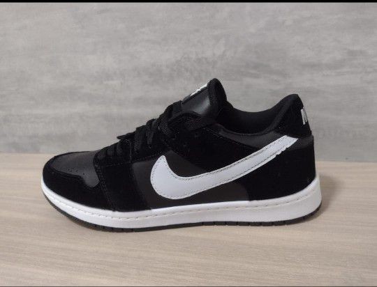 Tênis Sapatênis Nike Apenas o Tamanho 42 - Roupas e calçados - Jardim  Limoeiro, Serra 1000666707 | OLX