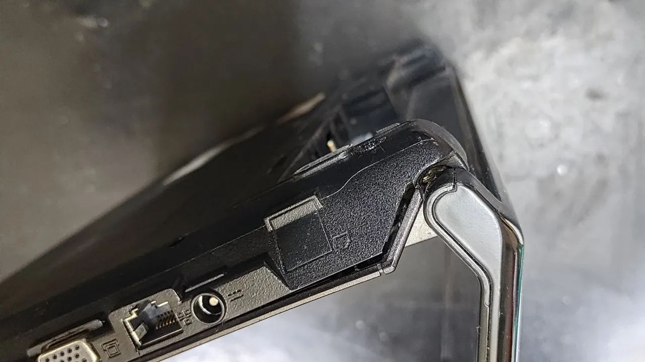 Notebook 4GB RAM 320GB HD - Foto 5