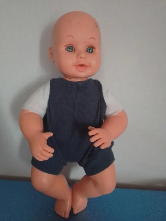 Boneco bem antigo da marca Grow