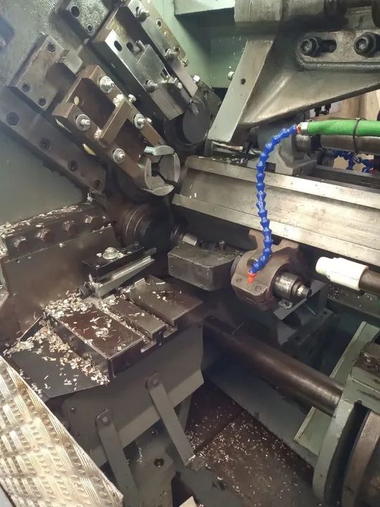 Torno automático multifuso 