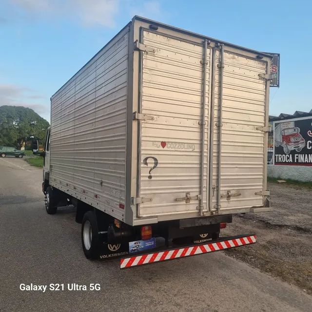 Ford cargo modelo 816 baú ano 2013 - Foto 6