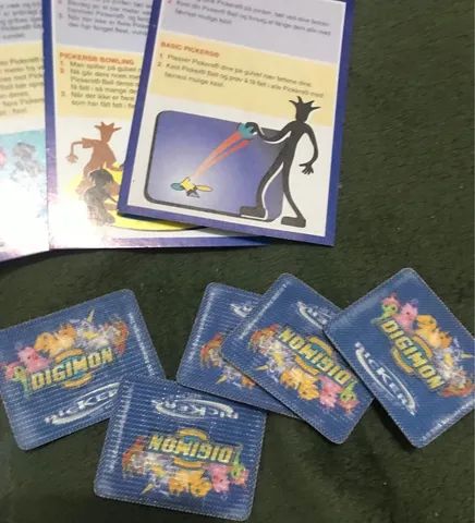 LOTE Digimon Pickers 2000 Magic Box com 10 mini cartas - Foto 2
