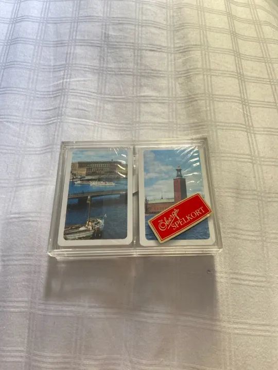 Jogo de Cartas de Baralho - Rei de Espadas (Estojo)