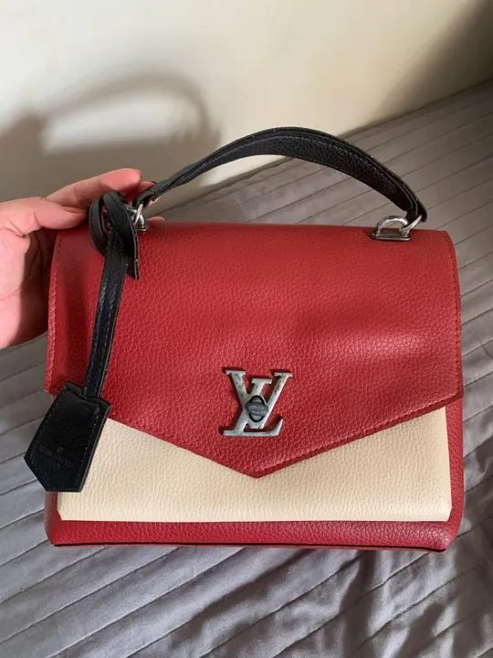 Bolsa de Ombro Vermelha e Branca