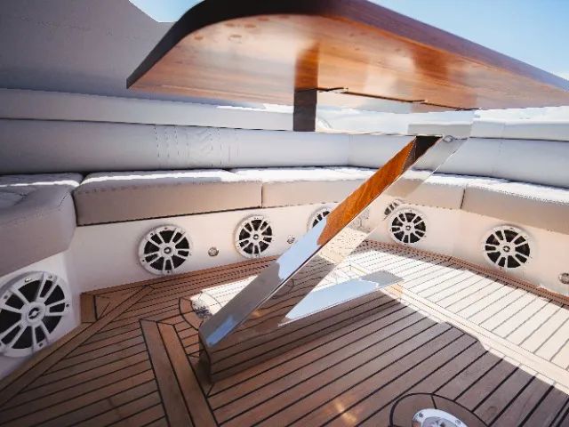 Lancha Azov 480HT - Saída de fábrica - Foto 7