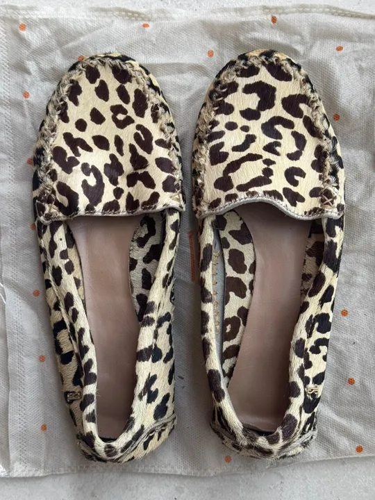 Mocassim/ sapatilha Santa Lolla animal print