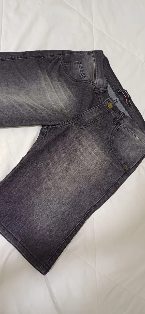 Bermuda Jeans Cinza