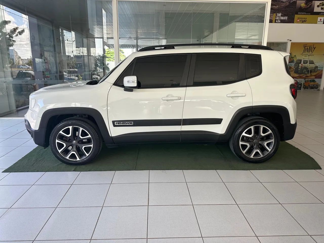 Jeep Renegade 1.8 Flex Longitude 4P automático  - Foto 4