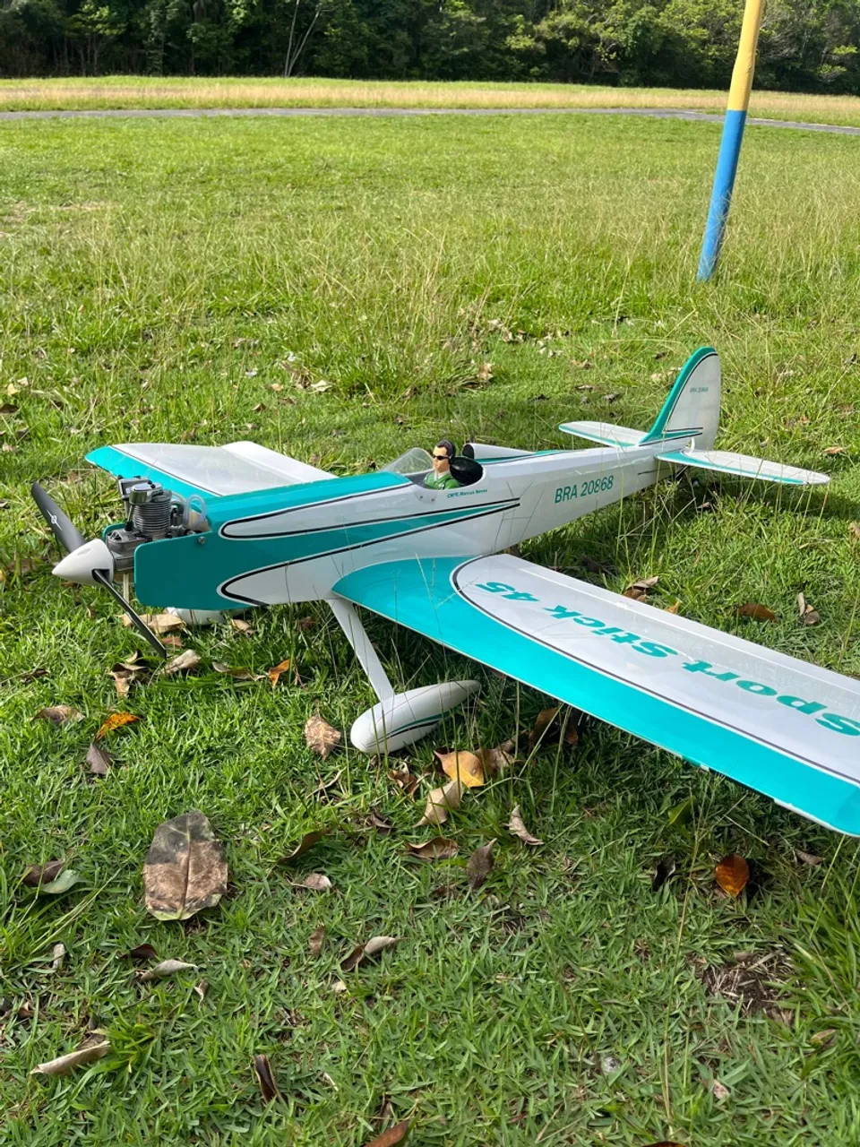Aeromodelo Sport Stick 45 - Diversão garantida!