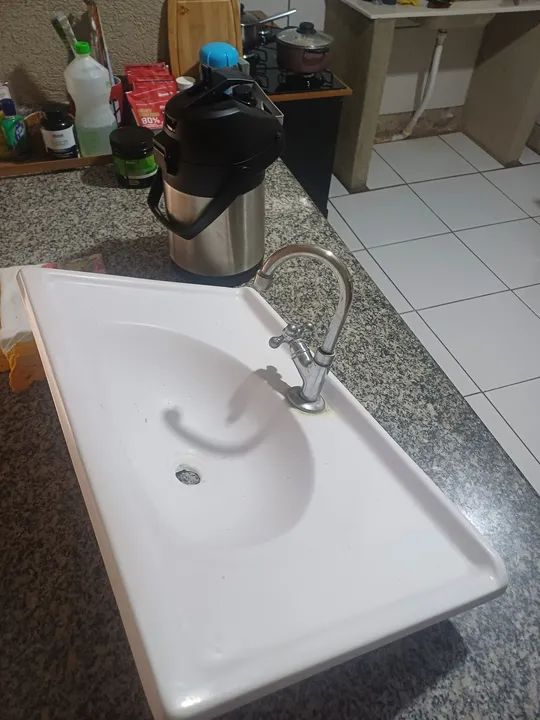 Pia com torneira  - Foto 2