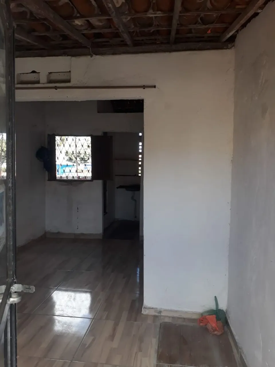 APTO próx a Av Josefa Taveira em mangabeira