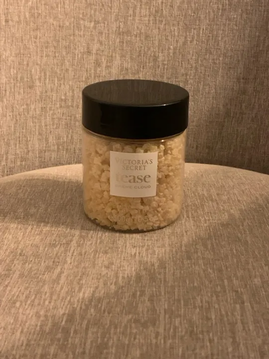 Sal de Banho Victoria?s Secret TEASE Creme Cloud - NOVO