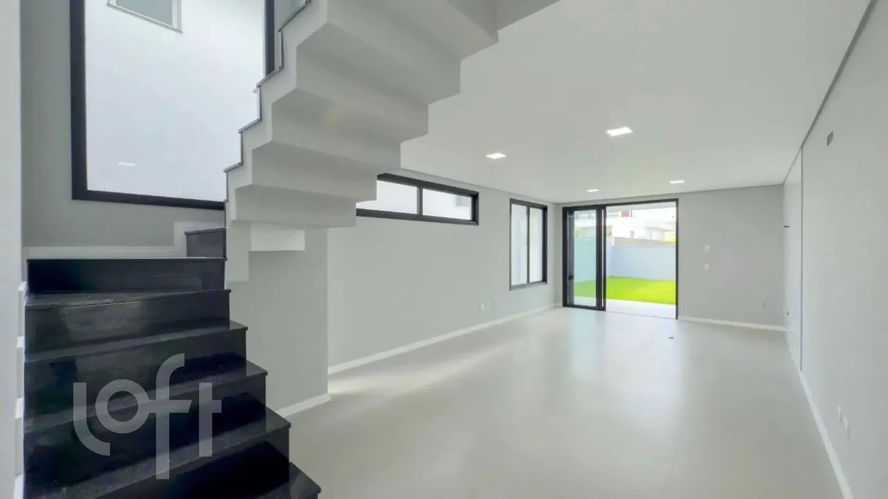 Casa à venda em Campeche Sul com 159 m², 3 quartos, 3 suítes, 2 vagas - Foto 4