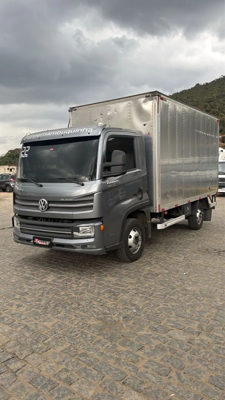 Volkswagen Express 2022 - Baú Fechado - Foto 4