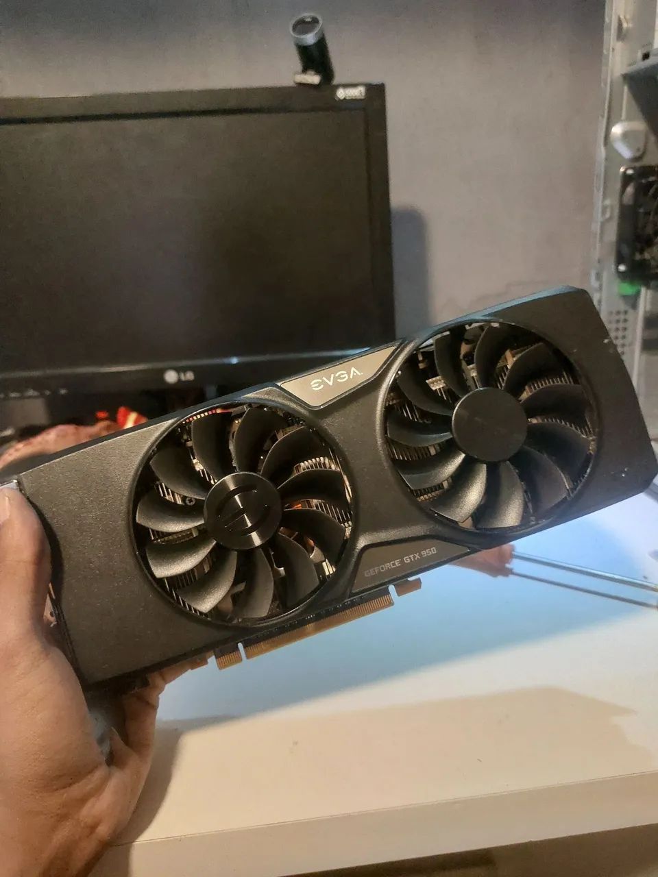 (Raridade!) EVGA GeForce GTX 950 SSC versão FTW 